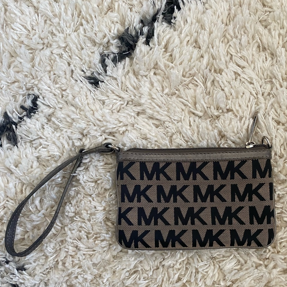 Michael Kors Wristlet